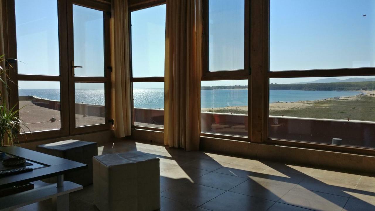 Club Priz Aparthotel Primorsko Buitenkant foto